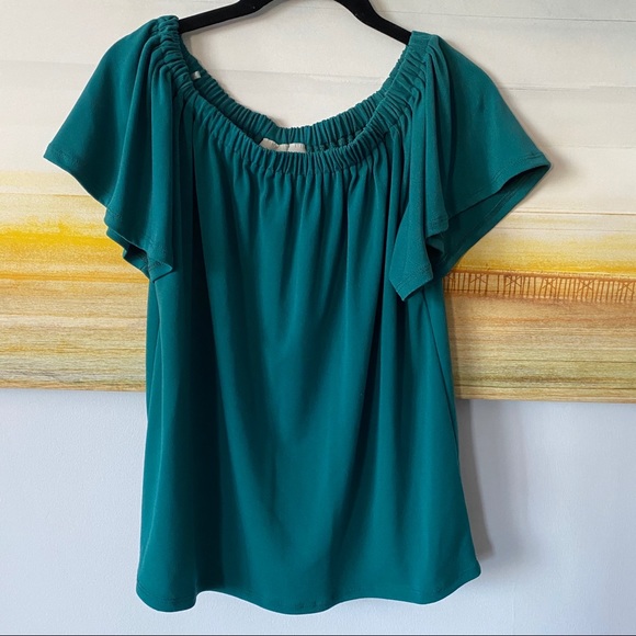 Halogen Off the Shoulder Top - Picture 3 of 5